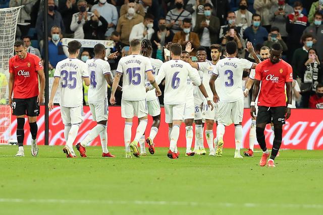 亚冠-C罗梅开二度轰913球 利雅得胜利3-1胜